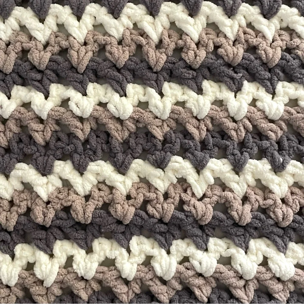 NEW Handmade Crochet Blanket Baby Pet Soft Cuddly Gray Cream Neutral, 30” x 25”